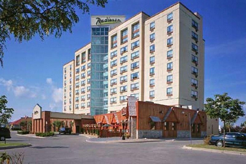 Holiday Inn Hotel & Suites London By Ihg Zewnętrze zdjęcie