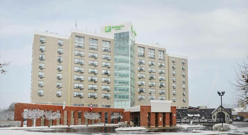 Holiday Inn Hotel & Suites London By Ihg Zewnętrze zdjęcie